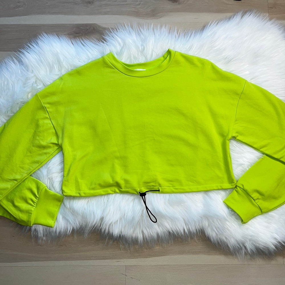 Women’s Superdown cropped top size XS